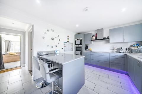 15 Broomfields, Hatfield Heath, Bishop's Stortford, CM22 7EJ