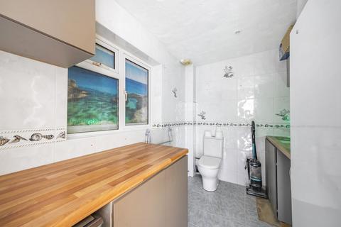 15 Broomfields, Hatfield Heath, Bishop's Stortford, CM22 7EJ