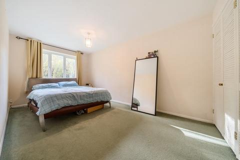 26 The Meadows, Sawbridgeworth, CM21 9PZ