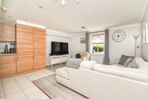 2 bedroom apartment for sale, London Road, Hertfordshire CM21