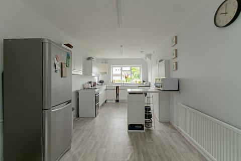 23 The Orchards, Sawbridgeworth, CM21 9BB