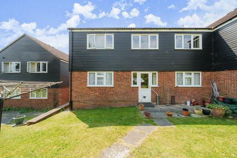 3 bedroom maisonette for sale, Leat Close, Hertfordshire CM21