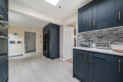 21 Greenstead, Sawbridgeworth, CM21 9NY