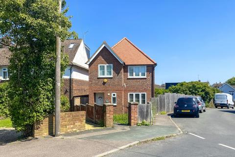 3 bedroom detached house to rent, Bullfields, Hertfordshire CM21