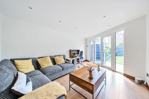 51 Felstead Crescent, Stansted, CM24 8UX