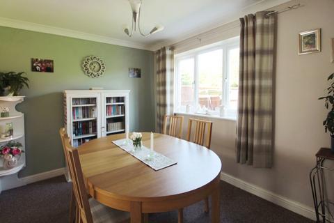 4 bedroom detached house for sale, Cherry Tree Walk, Barlby YO8