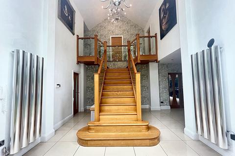 5 bedroom detached house for sale, Ellesmere Road, Manchester M30