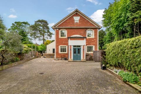 4 bedroom detached house for sale, London Road, Essex CB11