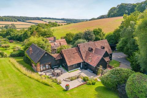 5 bedroom detached house for sale, Hotley Bottom Lane, Great Missenden HP16