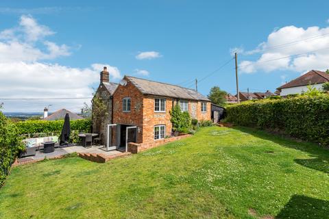 4 bedroom detached house for sale, Loosley Hill, Princes Risborough HP27