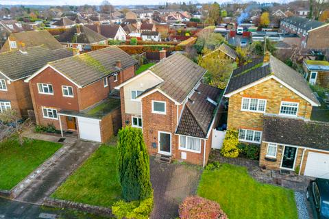 4 bedroom detached house for sale, The Coppice, High Wycombe HP12