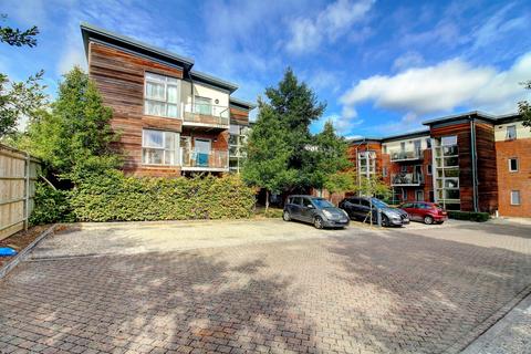 1 bedroom apartment for sale, Lindsay Avenue, Buckinghamshire HP12