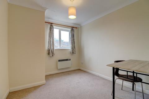 2 bedroom apartment for sale, Alexandra Park, High Wycombe HP11