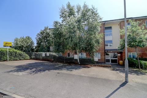 2 bedroom apartment for sale, St Hughs Avenue, High Wycombe HP13