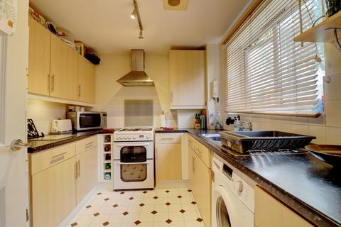 2 bedroom apartment for sale, St Hughs Avenue, High Wycombe HP13