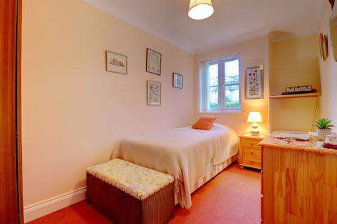 Flat 11, Rowan Place Beech Trees Road, High Wycombe, HP12 4AW