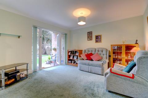 Flat 11, Rowan Place Beech Trees Road, High Wycombe, HP12 4AW