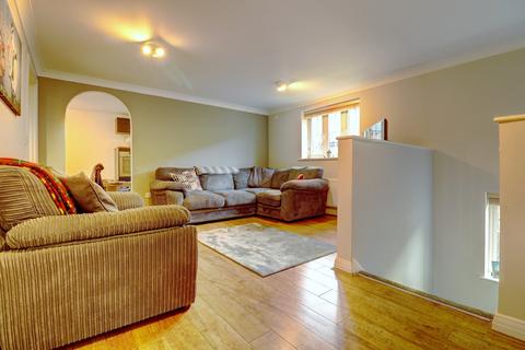 2 bedroom maisonette for sale, Mallard Place, High Wycombe HP11