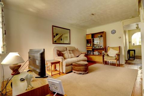 14 Rushbrooke Close, High Wycombe, HP13 7QN