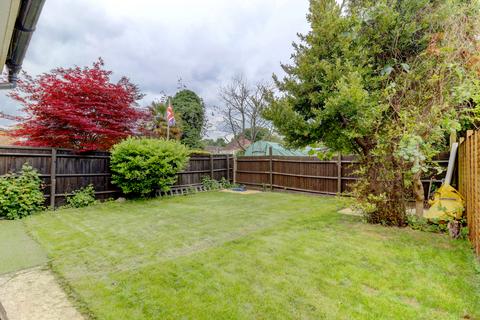 33 Berkeley Road, Loudwater, High Wycombe, HP10 9TT