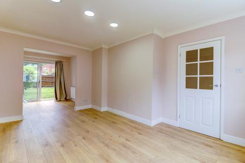 33 Berkeley Road, Loudwater, High Wycombe, HP10 9TT