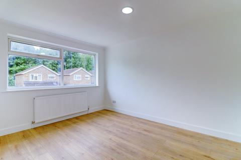 33 Berkeley Road, Loudwater, High Wycombe, HP10 9TT