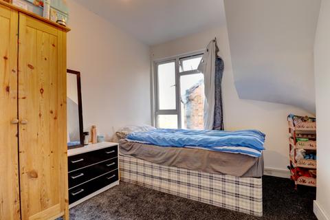 40 Benjamin Road, High Wycombe, HP13 6SR