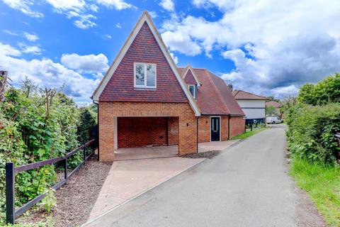 3 bedroom detached house for sale, Old Hardenwaye, Buckinghamshire HP13