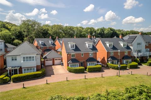 5 bedroom detached house for sale, Chartwell Way, Buckinghamshire HP11