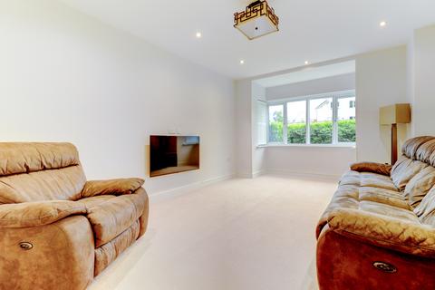 5 bedroom detached house for sale, Chartwell Way, Buckinghamshire HP11