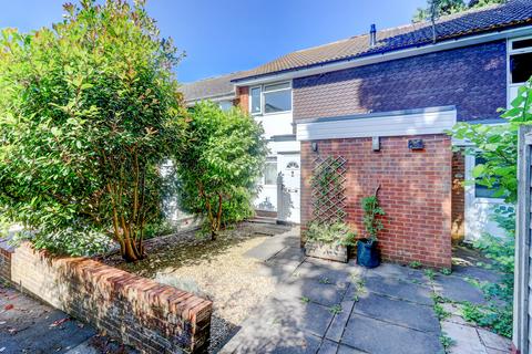 80 Clearbrook Close, High Wycombe, HP13 7BS