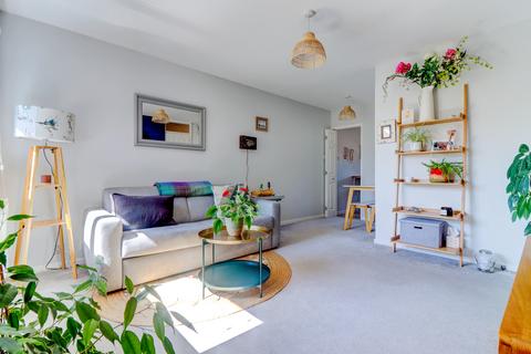 80 Clearbrook Close, High Wycombe, HP13 7BS