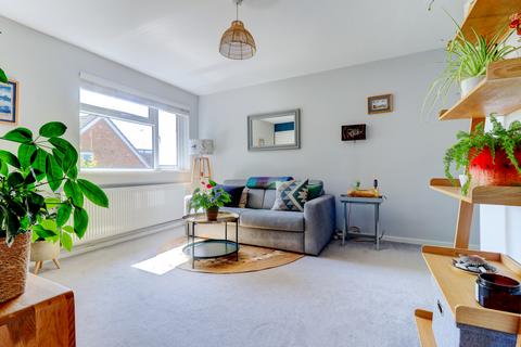 80 Clearbrook Close, High Wycombe, HP13 7BS