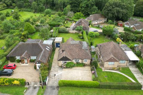 5 bedroom bungalow for sale, Four Ashes Road, High Wycombe HP15