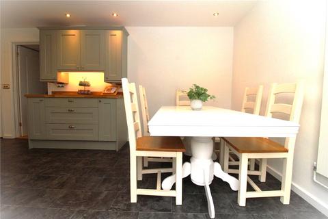 33 Fairlawn, Swindon, SN3 6ET