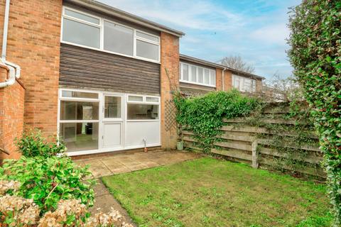 18 Fallowfield, Hazlemere, High Wycombe, HP15 7RP