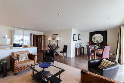 2 bedroom flat for sale, La Route de St Aubin, St Helier, JE2