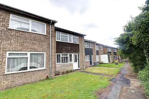 2 Fallowfield, Hazlemere, High Wycombe, HP15 7RP