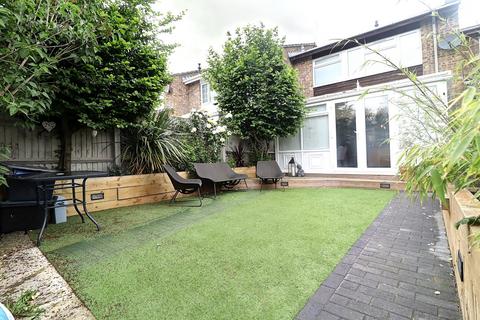 2 Fallowfield, Hazlemere, High Wycombe, HP15 7RP