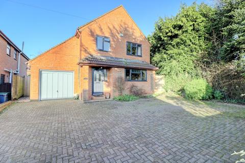 4 bedroom detached house for sale, Sunny Bank, High Wycombe HP15