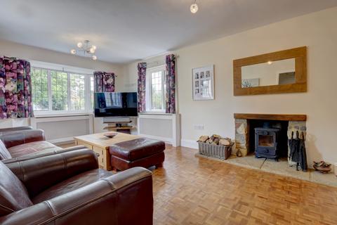 Vidon Chestnut Way, Longwick, Princes Risborough, HP27 9SD