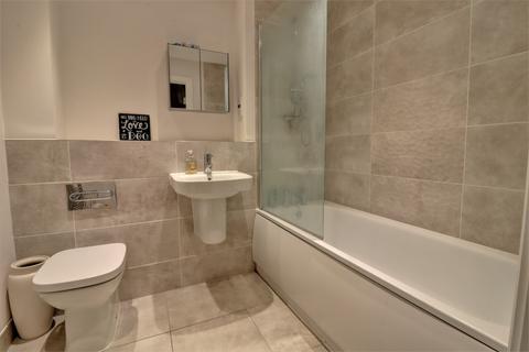 6 Autumn Drive, Longwick, Princes Risborough, HP27 9ER