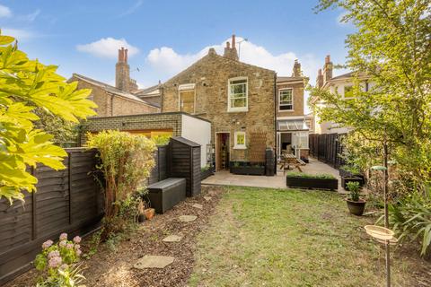 156 Malpas Road, London, SE4 1DH