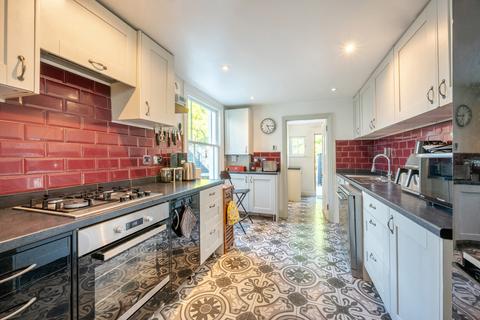 156 Malpas Road, London, SE4 1DH