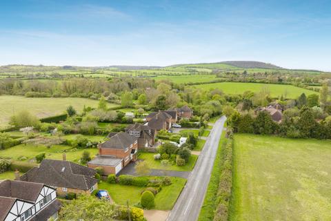 5 bedroom detached house for sale, Bledlow Road, Princes Risborough HP27