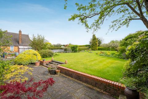 5 bedroom detached house for sale, Bledlow Road, Princes Risborough HP27