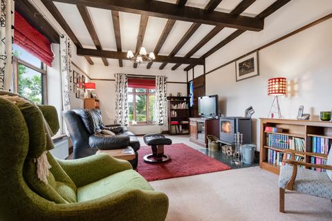 Trefloyne Westfields, Whiteleaf, Princes Risborough, HP27 0LH