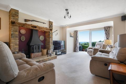 4 bedroom detached house for sale, Chiltern View Close, Princes Risborough HP27