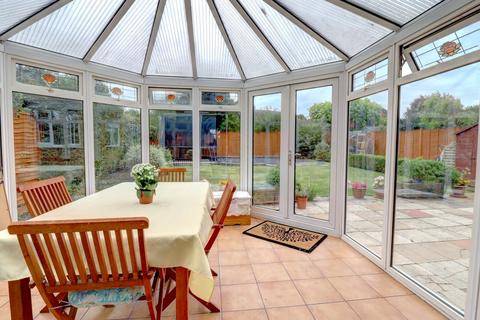 22 Bell Crescent, Longwick, Princes Risborough, HP27 9SE