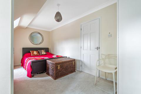 3 Swiss Cottage Place, Loughton, IG10 4RG